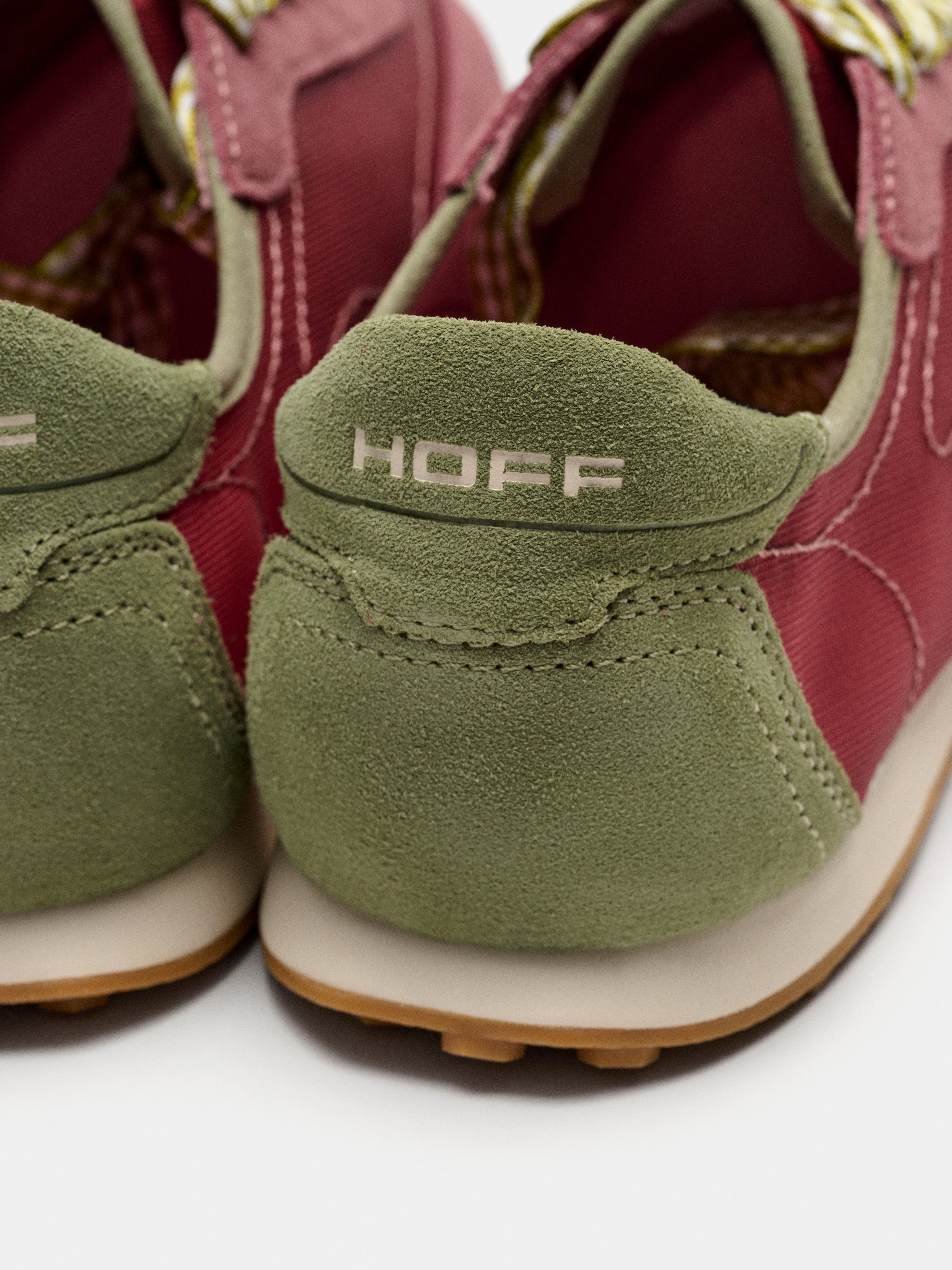 Bridge Solid Mesh Berry