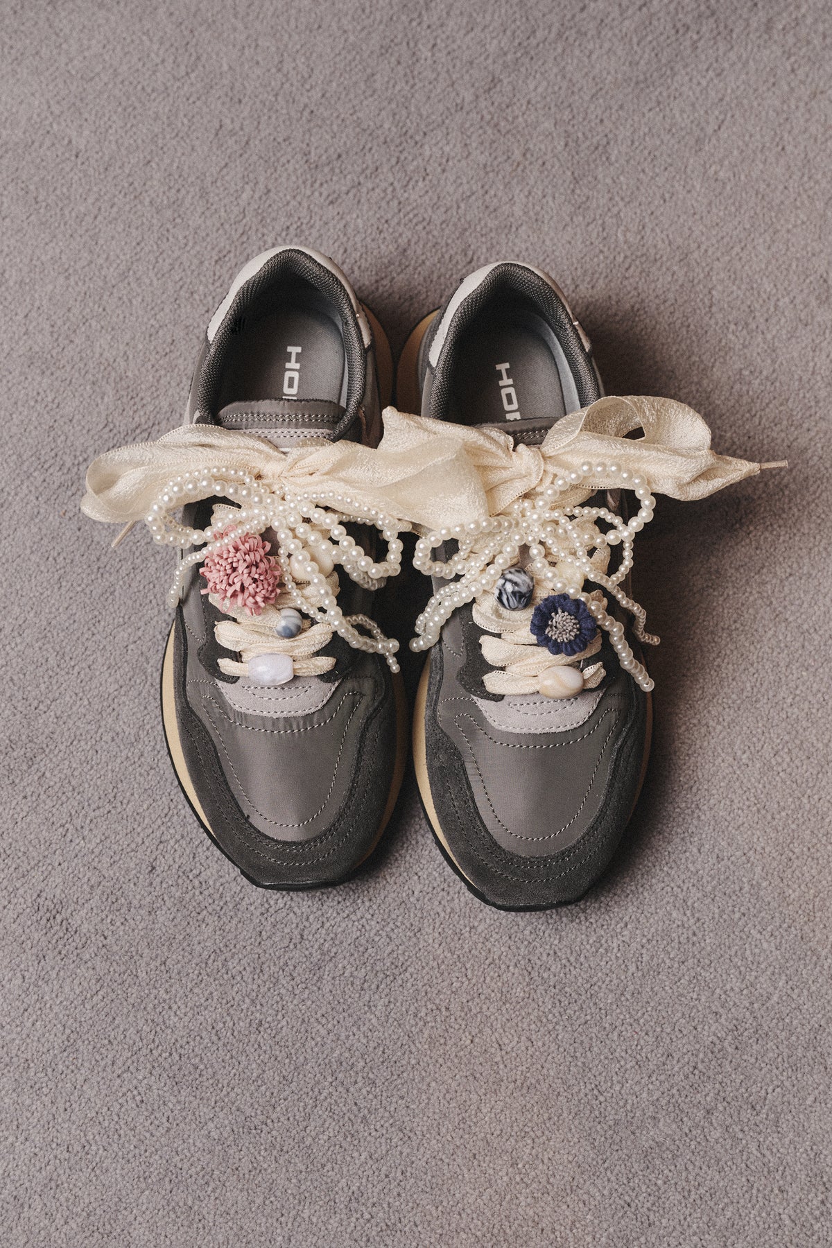 Charms Pearl Lace