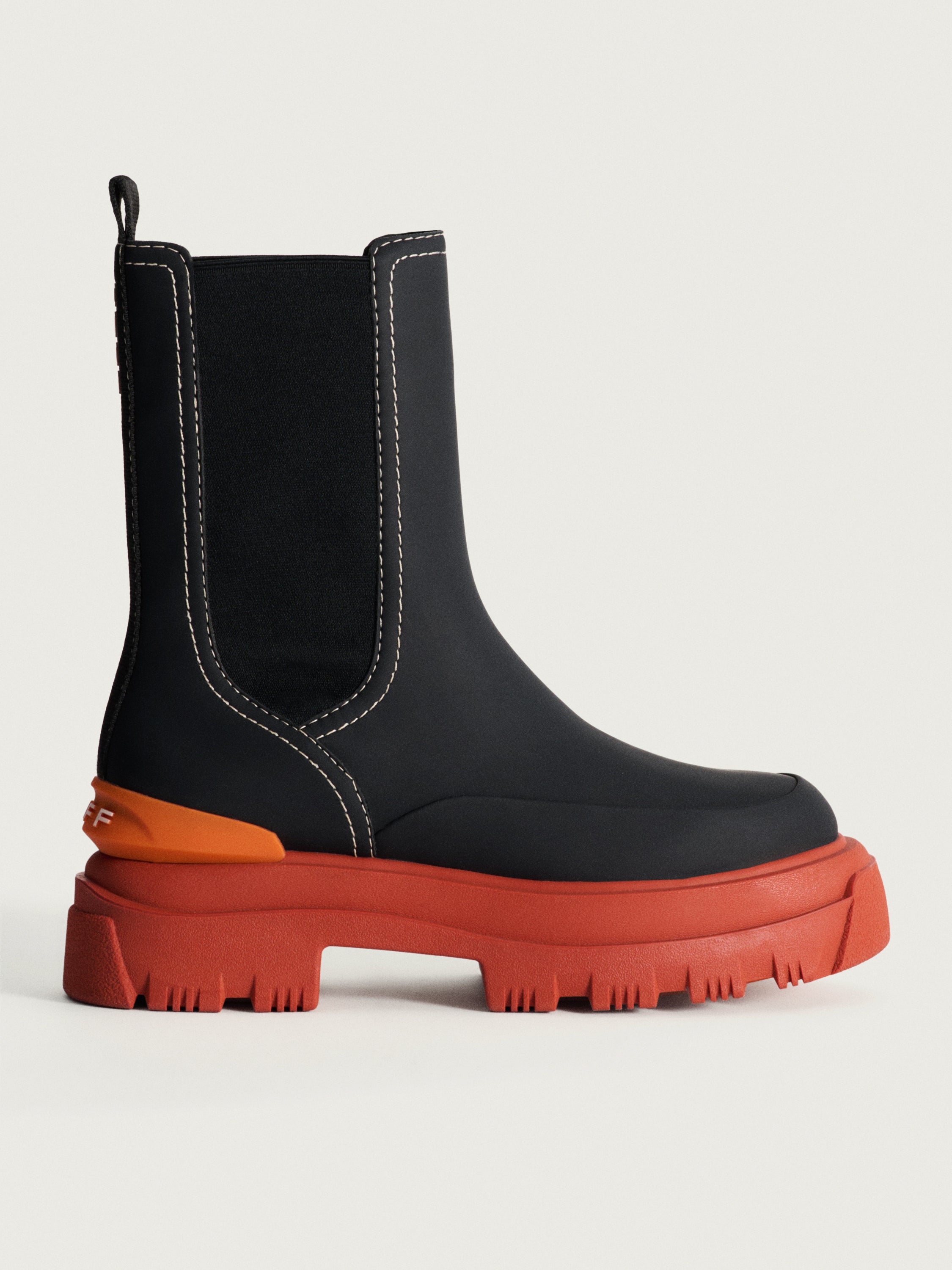 LAKE BLACK BOOT