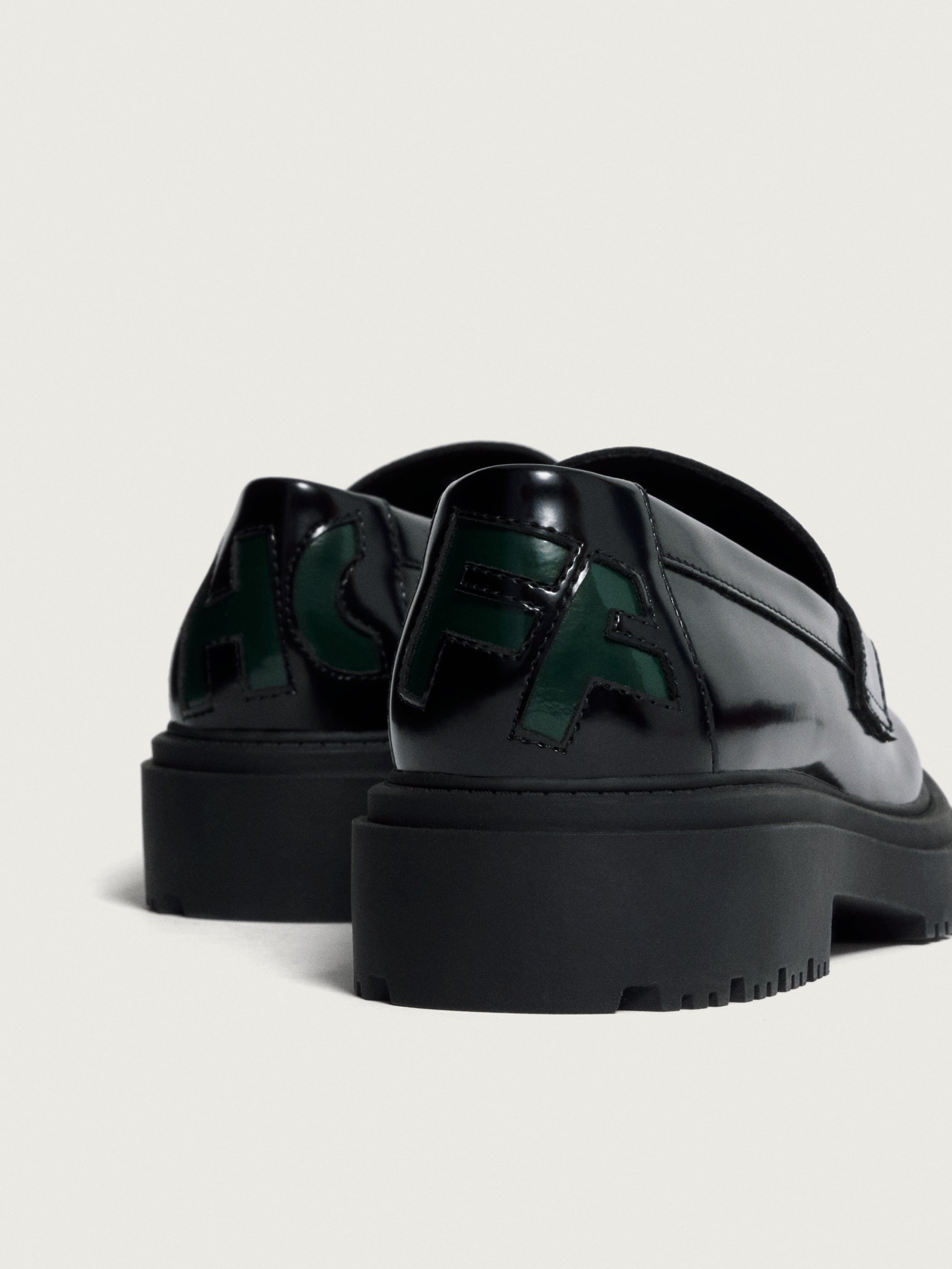 SCHOOL BLACK LOAFER