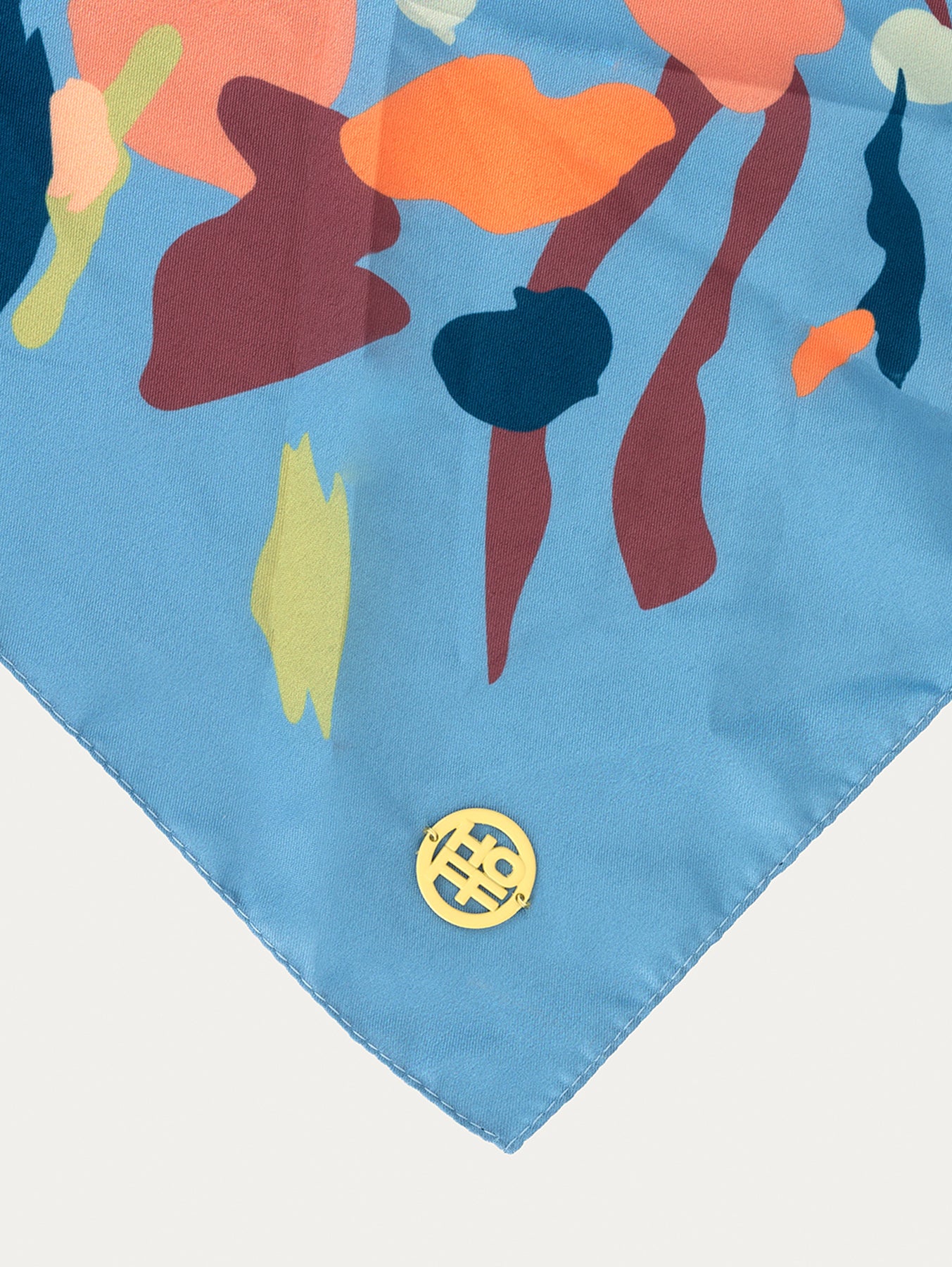 BLUE BLOOM SCARF 