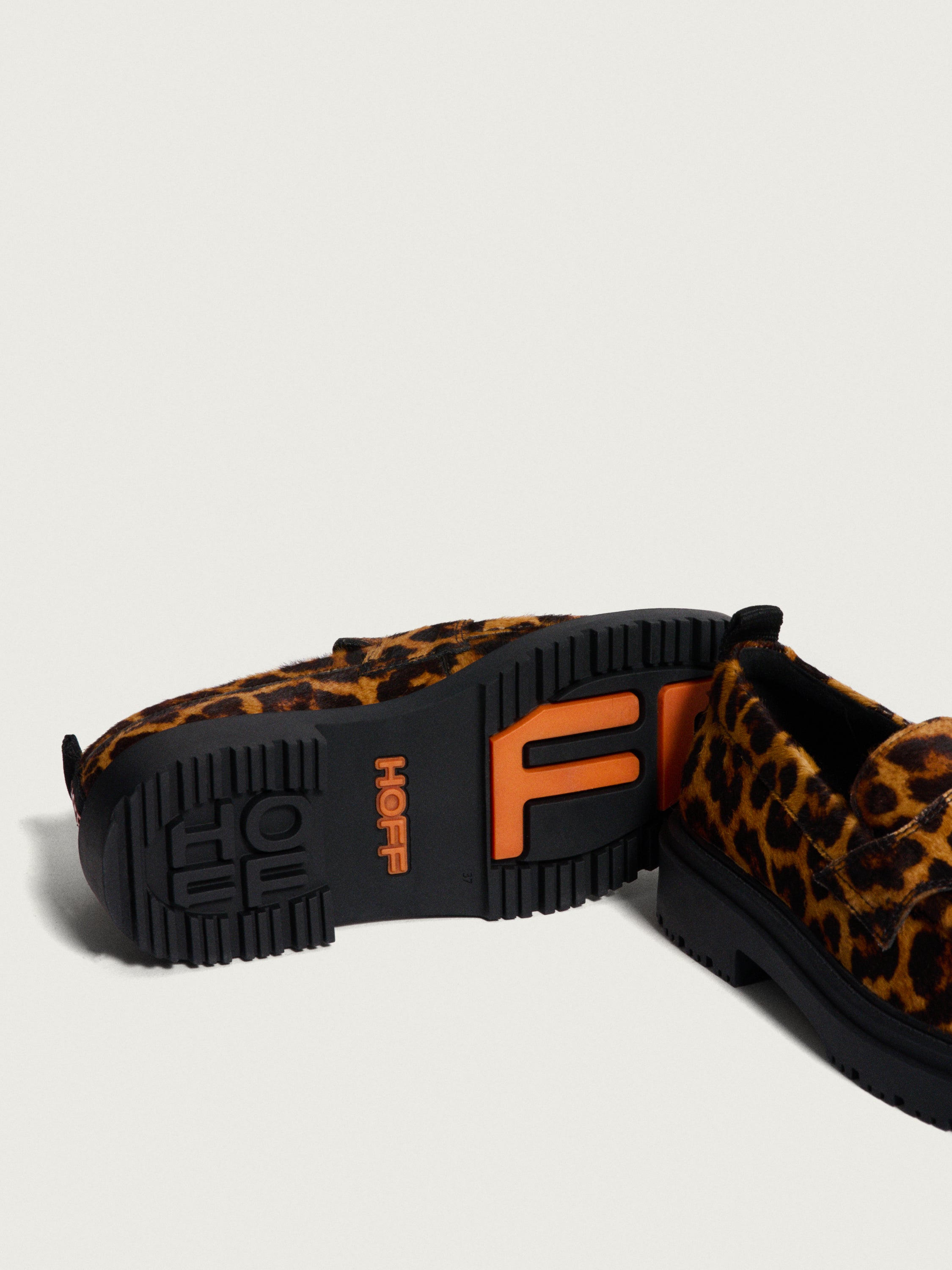 MOCASÍN SCHOOL ANIMAL PRINT MARRÓN