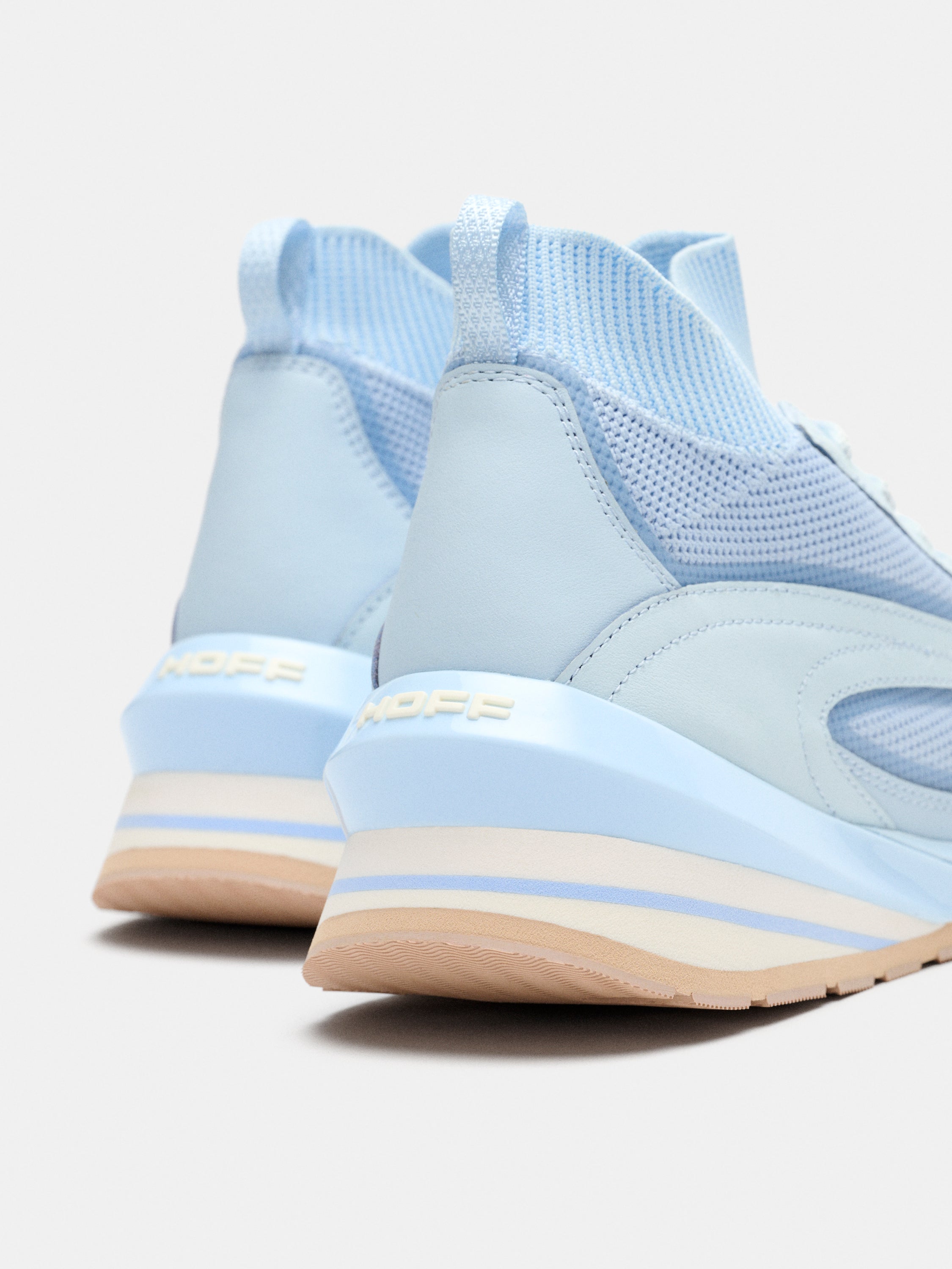 SEVEN FLYKNIT RUNNER LIGHT BLUE