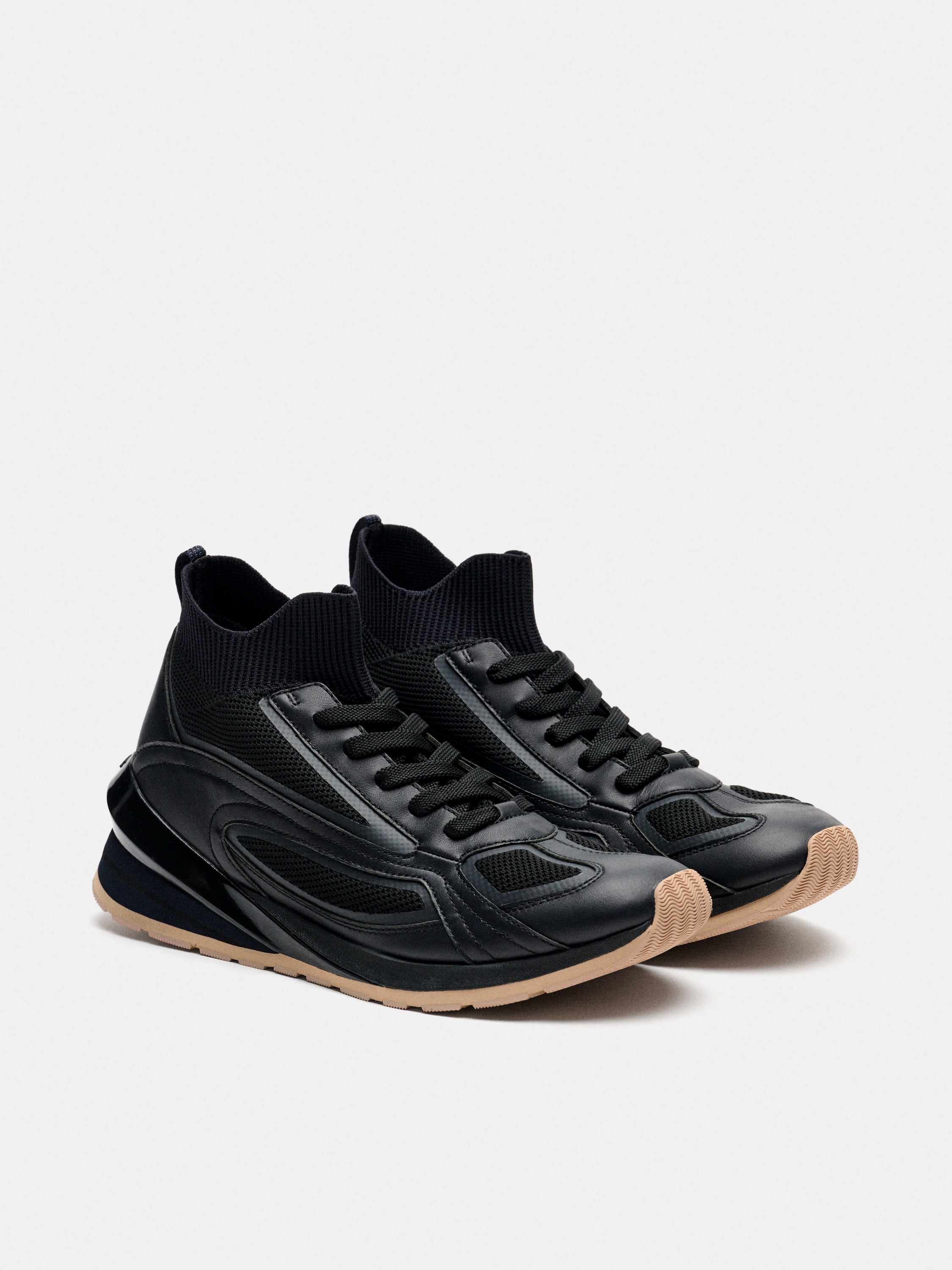 SEVEN FLYKNIT RUNNER BLACK