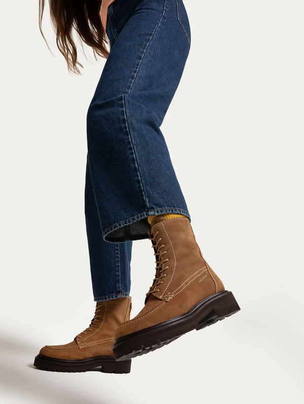 CAMEL SUEDE DESERT LACE-UP BOOT